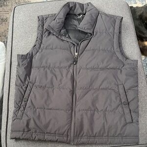 32 Degrees black Puffer Vest